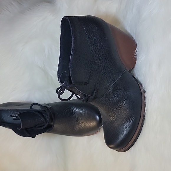Kork-Ease Black Brown Leather Roana Lace Up Ankle Boots Heeled Booties Size 8 M - Picture 3 of 10